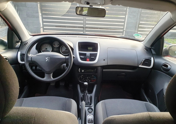 Peugeot 206 plus cena 8990 przebieg: 127000, rok produkcji 2009 z Starachowice małe 277